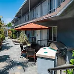 Surestay Hotel By Best Western Santa Monica