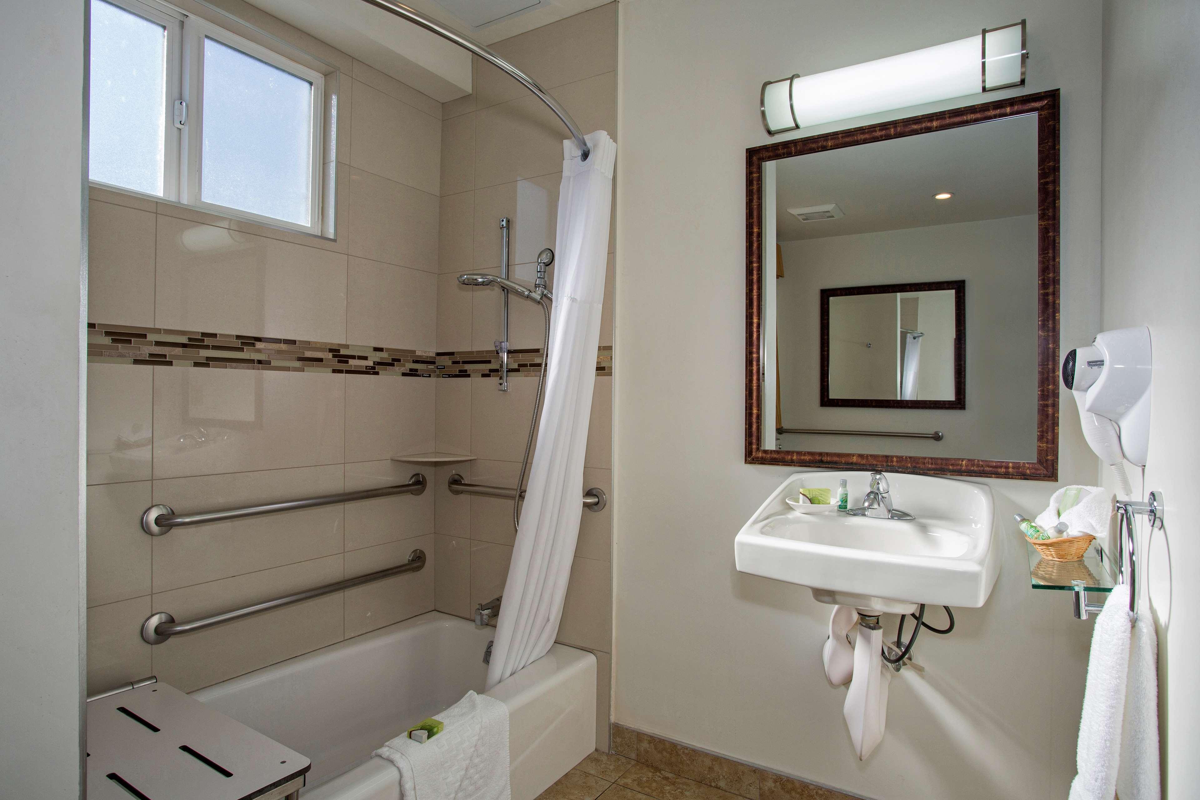Surestay By Western Hotel Santa Monica